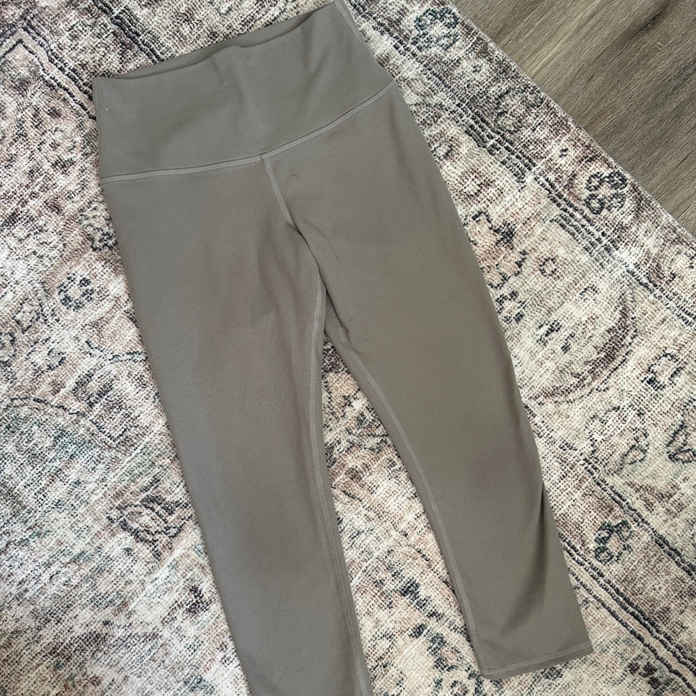 Alo High-Waisted Taupe Leggings